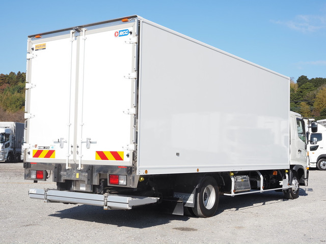 レンジャー冷蔵冷凍車