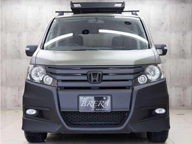 �t�����g�r���[�̓}�b�g�J�[�L�J���[�ƃ}�b�g�u���b�N�œh�蕪���A�I�V�����ȃt�����g�r���[�Ɏd�オ���Ă���܂��B