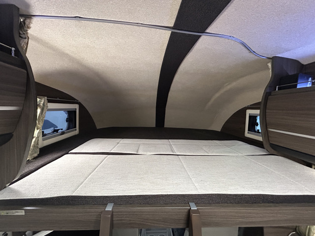 �o���N�x�b�h���L�X���K!���@��190cm&times;177cm�ƂȂ��Ă���܂�!