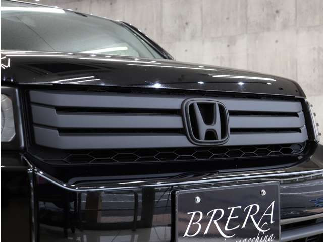 �t�����g�O�������}�b�g�u���b�N�ɓh�蕪���y�C���g���Ă���܂��B