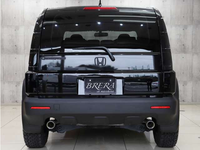 ���A�r���[�����݊��̂��郏�C���h�Ŕ��͂̃t�H�����Ɏd�オ���Ă���܂����