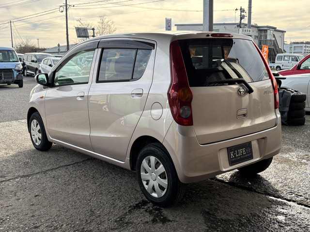 �y�x�����z���i�X�z���Ԃ������������܂��āA���ɗL�������܂��B�݌Ɏԗ��ɂȂ�܂��̂ŁA���񂲓s���̋X�������ɁA���ɗ��ĉ������B���X�\��������ƁA���ē����X���[�Y�ł��B