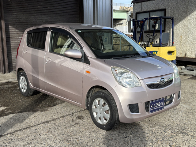 �y�x�����z���i�X�z���Ԃ������������܂��āA���ɗL�������܂��B�݌Ɏԗ��ɂȂ�܂��̂ŁA���񂲓s���̋X�������ɁA���ɗ��ĉ������B���X�\��������ƁA���ē����X���[�Y�ł��B