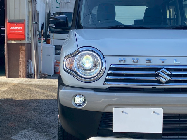 �w�b�h���C�g�̉��΂݂����Ȃ��ԗ��ɂȂ��Ă��܂���