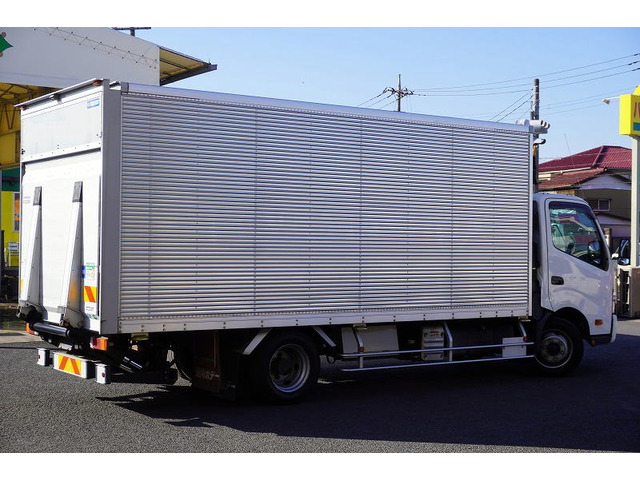 �o���E�g���b�N���A���݌�200��ȏ�!!���Ђ�HP�����񂲗����������Bhttp://www.vantruck.co.jp/index.htm