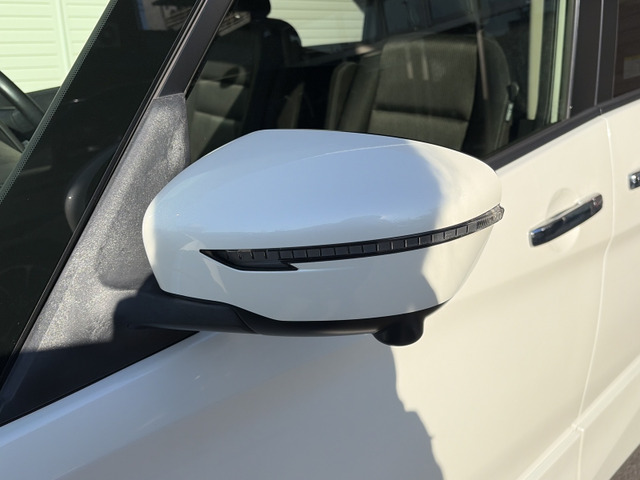 �y�� �T�C�h�~���[�z