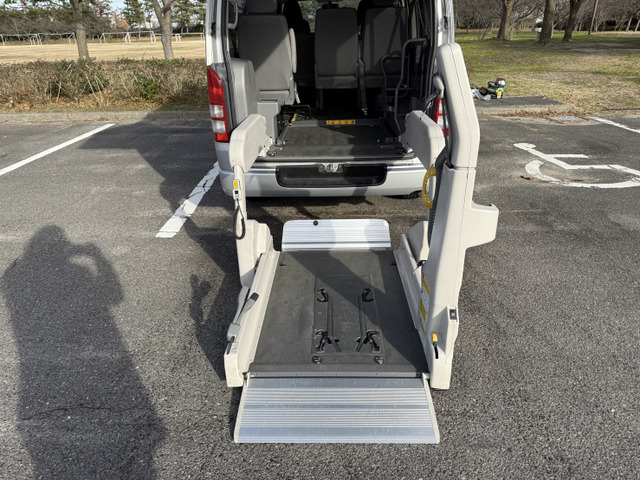 ���I���Ďd���ꂽ�ԗ��̂ݔ̔����Ă���܂��B���Ԃ̏�Ԃɂ͎��M������܂��̂ł��C�y�ɂ��₢���킹���������B