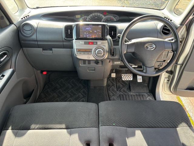 �����̎ԗ��ȊO�ɂ��u�ԑI�уh�b�g�R���v�ɂ������߂̒��ÎԂ��f�ڂ��Ă���܂��B