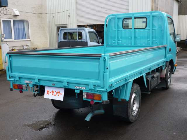 ���Ђł͎ԗ��̓h���E�ˑ����������Ă���܂��̂� ���C�y�Ɏ��q�E�[�ԁE�����E����Ȃǂ��₢���킹�������B �܂��A���X�̉c�Ƃ�9������18���܂łƂȂ��Ă���܂��B