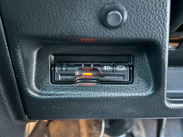 ����[���ETC���t���āA�i�r��Bluetooth���Ή����Ă���܂�����