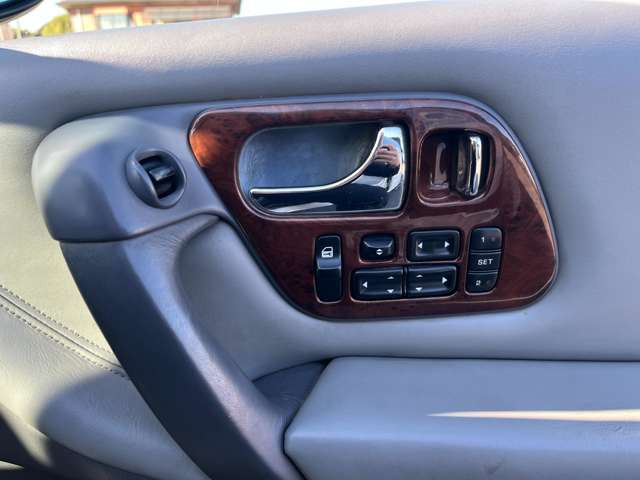 �X���̔������Ă���܂��̂ŁA��ɍ݌ɂ������Ȃ��Ă��܂����Ƃ��������܂��B�C�ɂȂ�Ԃ͂܂��͂��⍇����������!