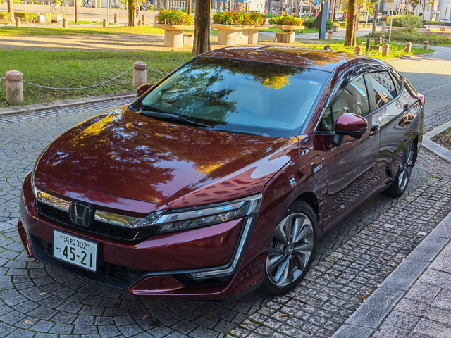 �N�����e�BPHEV(�z���_) 1.5�@�o�b�e���[���S��85%����PHEV ���Îԉ摜