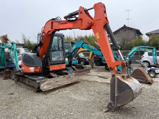 日立油圧ショベル