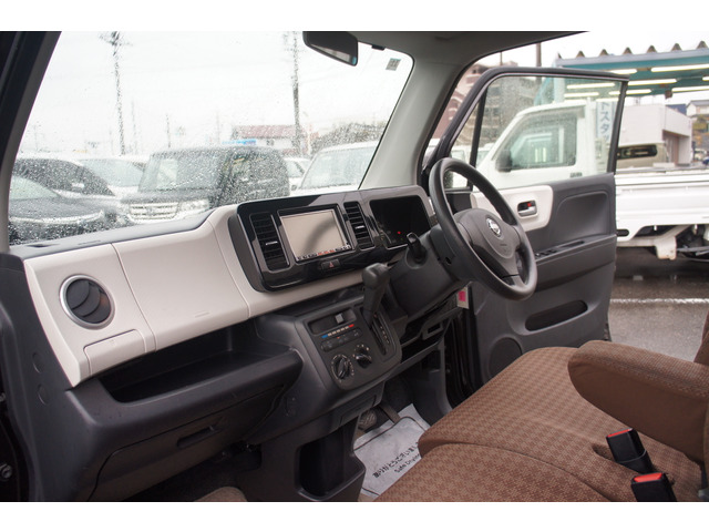 ������ƃ����e�i���X���Ă���Ԃ܂��܂����܂��B����Ȃ��Ԃ𓖓X�͏��o��10���`30�����炢�̉��i���S�ɂč݌ɂ��Ă܂��B���̗��A�C�����A���[�^�[������Ԃ̂��Ԃ͊�{�I�Ɏd���ꂵ�܂���