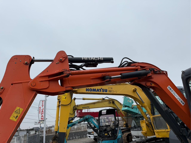 日立油圧ショベル