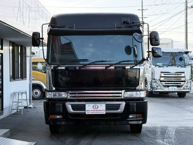 スーパードルフィントレーラーヘッド