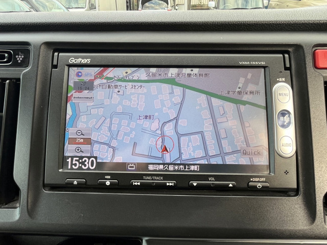 TV�i�r�ACD/DVD�ABluetooth�I�[�f�B�I�ȂǑ��@�\�ȃf�b�L�t����