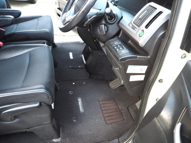 �^�]�ȁA����ȃV�[�g�A�������N���[�j���O�ς݂ł��B�������r��̂Ȃ��Y��ȏ�Ԃł��B���J�Ɏg���Ă������Ƃ��悭�킩��܂��ˁB