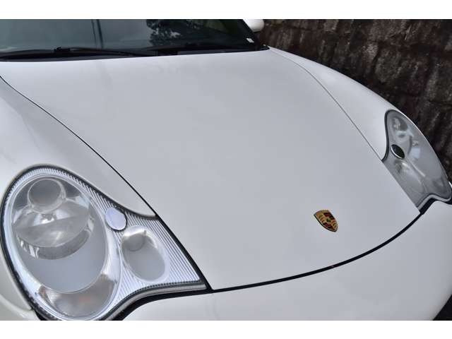 �y�C�����ǂ����[�Ԓv���܂��z�d�グ���X�^�b�t�ɂ��A��p�|���b�V���[�ɂ��{�f�B�̖����d�グ�A�z�C�[���A�^�C���n�E�X�����̐��|�A�����̍R�ۃN���[�j���O�A�e���X�C�b�`�A�n���h���A�ו��̐��|���s���܂��B