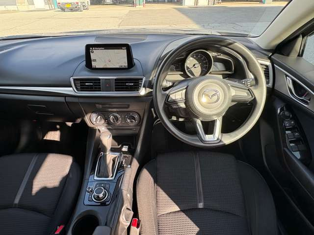 �o�����[�i�c�Ǝ��Ԃ�9:00����18:00�ƂȂ�܂��B���O�A��������ΑΉ��\�ł��̂ł��C�y�ɂ����k����������