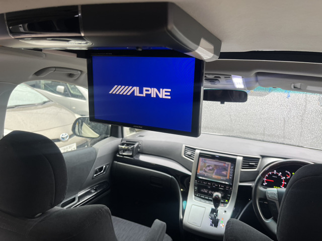 ALPINE��ȗp���j�^�[�t��