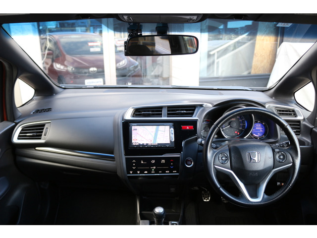 ☆全車内外装クリーニング済み☆外装磨き上げ・アルミホイル・足回り洗浄・天井・フロアマット・シート全席・ドア内・パネル全体・ガラスなど車内の隅々まで抗菌洗浄をスタッフが一台一台こだわって施工しています☆