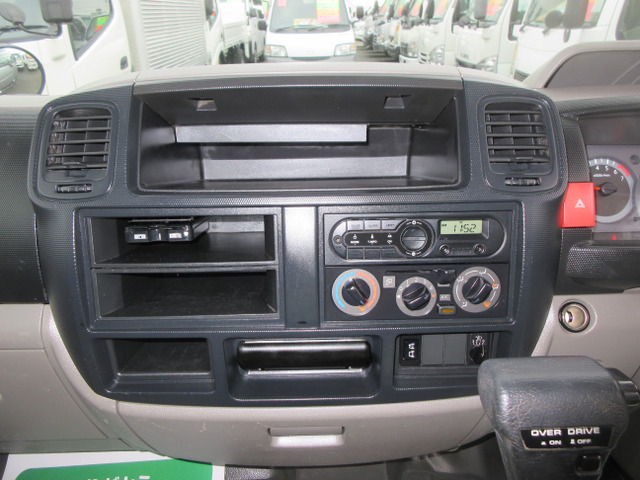 �������E�C���p�l���ł���