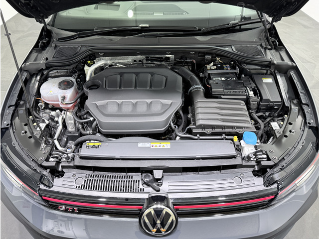 ���S���Ă���蒸�����߂ɁA�[�ԑO�Ƀt�H���N�X���[�Q�����K�f�B�[���[�ɂċ��X�܂œO�ꂵ���_���y�я��Օi����(���[�J�[��ɂ��)���s���A�V�ԕۏ،p��(�ߘa10�N5�����L��)��v���܂��B