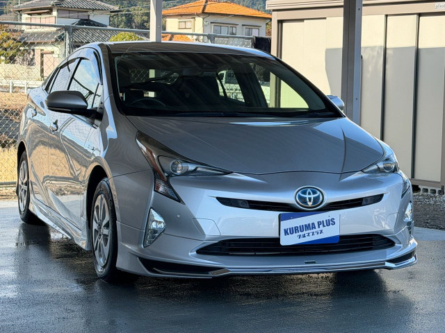 プリウス1.8 S セーフティ プラス