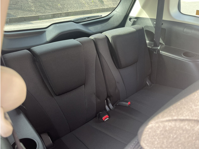 3��ڂ͎g�p���������Y��ȏ�Ԃ��ێ����Ă���܂��B7�l���ɂȂ�܂��̂ł��Ƒ��݂�Ȃł��y���ݒ����܂��B����3��ڂ͂��q�l�ɂ͐l�C�������ł���ˁB