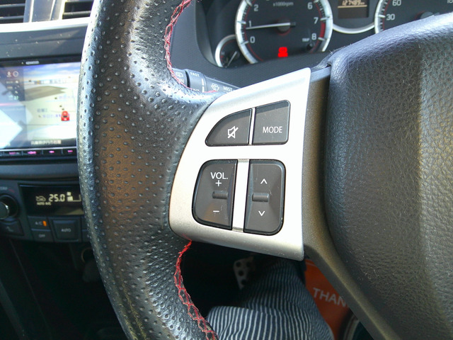 �n���h���X�C�b�`�I�[�f�B�I����������R���g���[���o���܂�