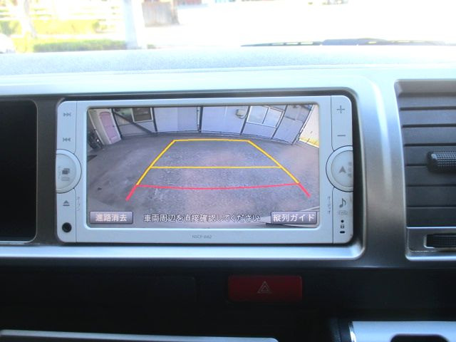 �o�b�N�J����