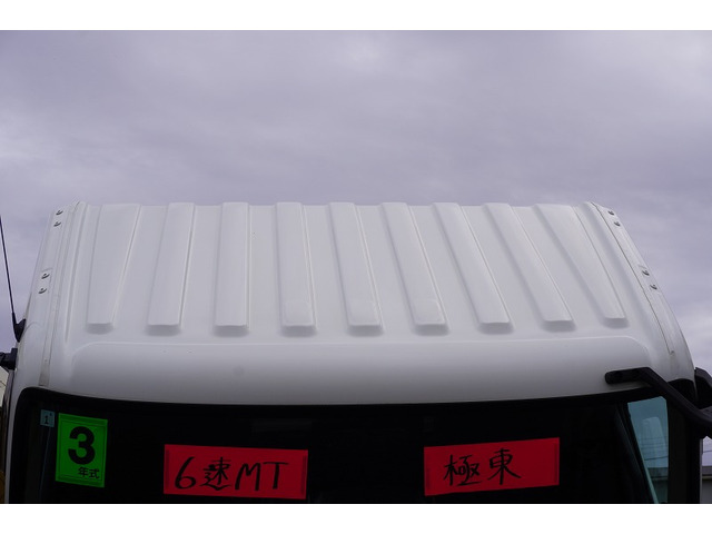 �L�x�ȃg���b�N�A���p�ԁA�n�C�G�[�X�Ȃǎ�舵���Ă���܂��B��xHP�������������Bhttp://www.vantruck.co.jp/