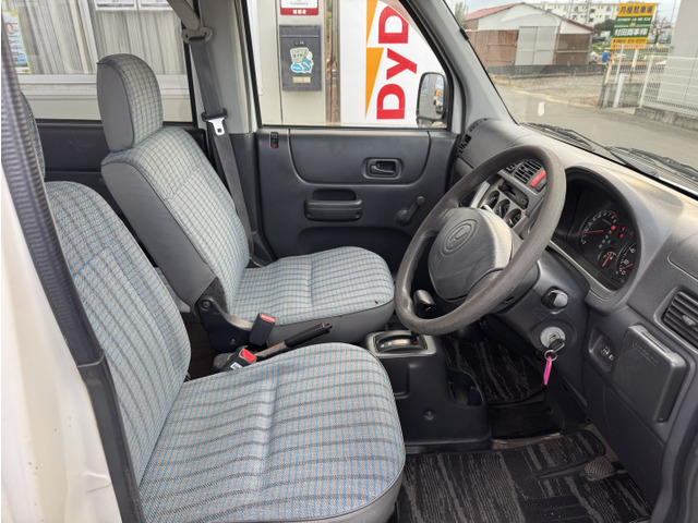 �I�C���A��p���AAT�I�C���m�F�ς̎ԗ��ł�