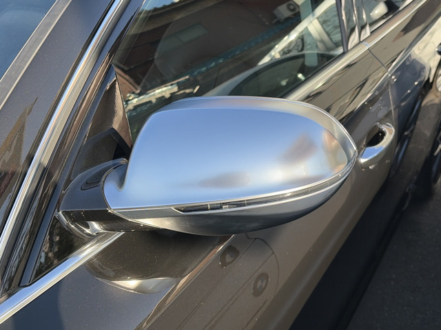 �y�� �T�C�h�~���[�z