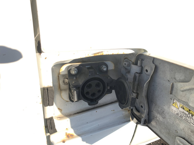 ���ʏ[�d��