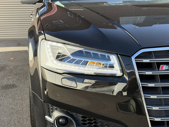 �yLED�w�b�h���C�g�z���V����ԑ��s�����ǍD�Ȏ��E���m�ۂ����S���ĉ^�]�ł��鍂�P�xLED�w�b�h���C�g�𑕔�!�_�����x�������A����d�͂��}�����Ă��܂��B