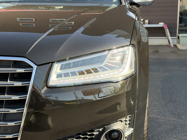 �yLED�w�b�h���C�g�z���V����ԑ��s�����ǍD�Ȏ��E���m�ۂ����S���ĉ^�]�ł��鍂�P�xLED�w�b�h���C�g�𑕔�!�_�����x�������A����d�͂��}�����Ă��܂��B