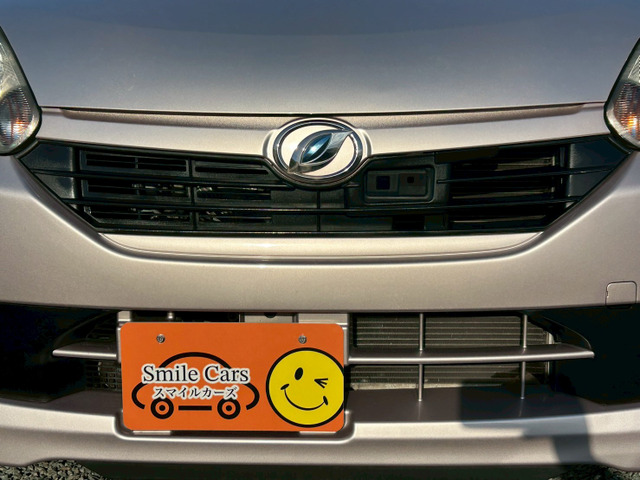 衝突軽減ブレーキのスマートアシストのカメラはここに付いております(^^♪