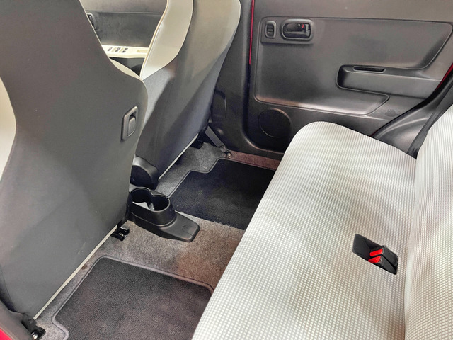 ���݌�200��ȏ�!�������񂠂邩�炲��]�̂��Ԃ�������܂�! �f�ڂ���Ă��Ȃ��݌ɎԂ������������܂��̂ŁA���C�y�ɂ��⍇��������!