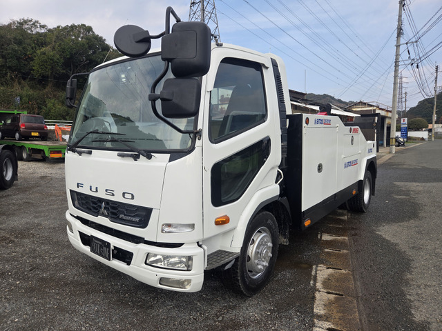 ファイターレッカー車