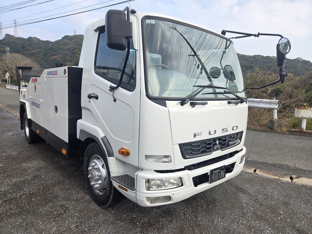 ファイターレッカー車