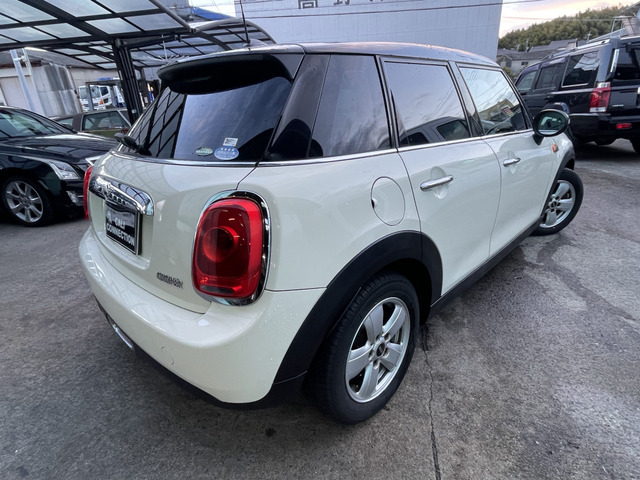 �����ԕی��������k���������B���X�͎O��Z�F�C��A���������j�b�Z�C���a���ۂ̑㗝�X�ł��B�ی��S��������̍ۂ͘A�g������Đv���ɂ��Ή��v���܂��B��ԁE�����^�J�[�����p�ӂł��܂��̂ł����S���������B