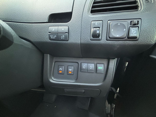 ���E�I�[�g�X���C�h�h�A �Փˌy�����u�����