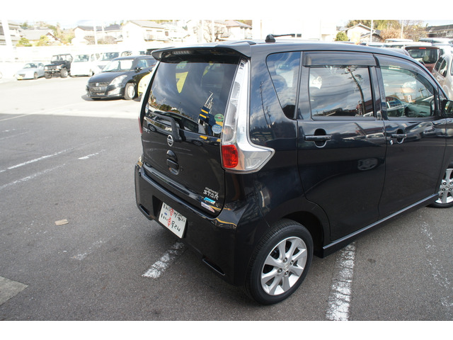 �O���d�グ�A�݂����A�j���d�グ���܂��B�����N���[�j���O �w�b�h���C�g�̉��΂ݗ��Ƃ��Ă���̖���!�[�Ԏd�グ���̒S���҂���������d�グ�����Ē����܂��B�����N�H���e�B�[!����TEL0569-84-1338