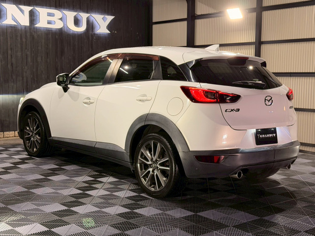 �y�J�X�^���z �J�X�^��������܂�!���[�_�E���E���t�g�A�b�v�ELED���E�A���~�z�C�[�����A�e�u�����h�̃p�[�c�̎�舵���������܂��B