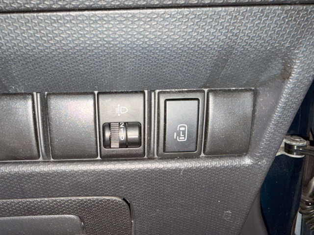 �y�d���X���C�h�h�A�z�����B�l�C�̃I�v�V���������ƂȂ�܂��B