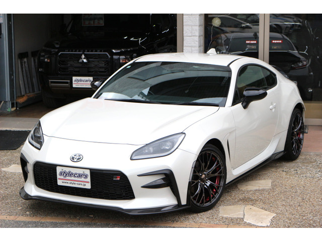 ���J�[�{���G�A������!�yZN8-GR86�z���ɂ��܂���!GROW���J�[�{���t���G�A��!Wedssports�z�C�[���̐Ԃ����C�������ꂢ�ł�!�����̃f�J�i�r���������Ă���܂��̂ŋ��Z�����ǂ�!