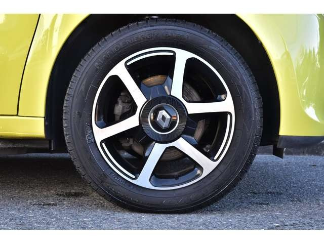 �y���Օi�����܂ށz�S�Ԃ�ΏۂɕK�v�ɉ����āA���Օi�����ꎮ�𑍊z�\�����i�Ɋ܂�ł���܂��B(�o�b�e���[�A�G���W���I�C���A�t�B���^�[�ށA���C�p�[�S���A�G�A�R���t�B���^�[�A�h���C�u�x���g�A�u���[�L�p�b�g)