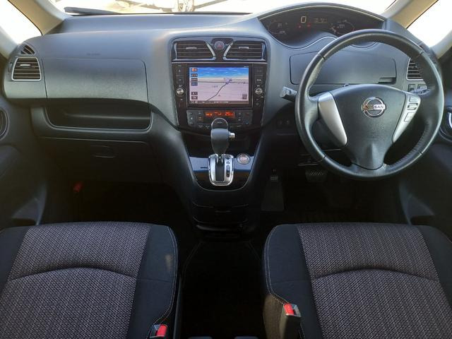 セレナ2.0 ハイウェイスター S-HYBRID